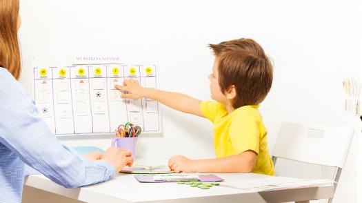 Boy-points-at-activities